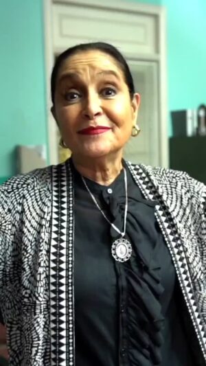 Daniela Romo Instagram - ¡ES HOY! ES HOY! Nuestra querida @danielaromoweb Nos invita a no perdernos hoy el gran final de esta maravillosa historia de #AmorAmargo no te la puedes perder a las 9:00 pm por @canalestrellas @novelaslasestrellas @tuprensa