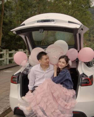 Dara Hanfman Instagram - It’s a girl!!!!!!
我們的小寶貝是個小女生🩷

🎈@oballoon_tw