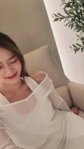 Actress Denise Soong Ee Lyn HD Photos and Wallpapers August 2025