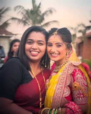 Divya Pugaonkar Instagram - #DivyAkshay Wedding Done ✅❤️
Congratulations @divyasubhashpugaonkar_official & @aesthetic.akshay on your wedding.
Wishing you both a lifetime of love, happiness and prosperity ahead.✨Stay blessed and keep being the crazy romantics as you are!🥰
These 4 days were a riot of fun, rush, craziness and drama! Thanks for choosing me for what I do the best.😛 Means alot. See you two soon.😘
.
Divya & Akshay’s Wedding Management, Collaborations, Content Sharing, PR, Social Media Management was done by @wechitramedia and team.✨
.
@stillphotography.in you boys were fabulous.❤️
@_shrutiee_236 love and only love.😘
@suvidhafashion your outfit stole the show😍
@pngjewellers your jewellery was just perfect ♥️
@srresortpanvel great location.✨
@madhurikhese_makeupartist & team great job.🥳
@blush_bhakti fab wedding day outfits.✨
@shalmalee_t your styling was amazing ❤️
@kkanchan_mehendi_ & team, beautiful mehendi.😍
@swatiwaghcreation amazing floral jewellery and garlands❤️
tanuleecreations your beautiful mundavlya made the look complete.👍🏻

To the whole team and people involved, there may have been times where we must have lacked things & time, may have had to rush, I may have been rude and dominating but it was need f the hour.😛 & thanks for all the small-big efforts you took to make this a success. Love you all always✨
.
#FromFacebookToPheras #DivyAkshay #Wedding #Blessed