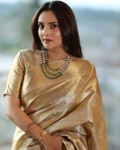 Actress Divya Spandana HD Photos and Wallpapers March 2025