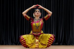 Divyaa Unni Instagram - 🤍🤍 @divyaaunni 🤍🤍

📸  capture by @portraits_by_rabeesh 

Book your shoot at @sarithastudio

Contact: 95 62 55 62 22

#dance #filimactress #malayalam #malayalamactress #divyaunni ##sony #classicaldance #indianclassicaldance #dancer
#Bharatanatyam #dancersofinstagram #indiandance
#classicaldancer #dancers #classical #bharatnatyamdance 
#dancephotoshoot #artist #indianclassicaldancers #art 
bharathanatyam #snphotography #bharatanatyamdancer
#indianclassical 
#classicaldancers #kuchipudi #dancelifestyle 
#dancephotographer #dancephotography #artphotography