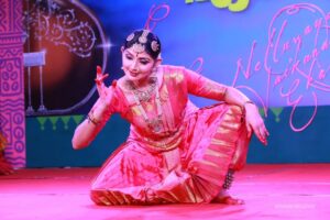 Actress Divyaa Unni HD Photos and Wallpapers January 2025