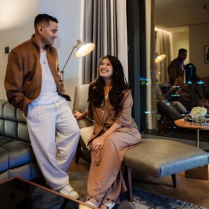 Duma Riris Silalahi Instagram - Just four of us.. dan yg akan rilis satu lagi.. tahun ini yg ultah @jud1ka maunya lebih santai aja.. lagi gak mau kemana2, maunya me time aja/we time berempat.. maklum bumil juga dikit2 udah capek dan kaki mulai bengkak.. thank you buat semua doa2 baiknya.. 

Foto by @andikahantoro_