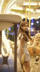 Actress Eisha Singh HD Photos and Wallpapers August 2025