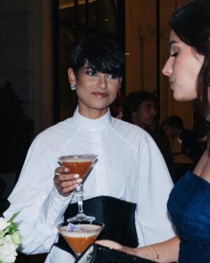 Elena Faliez Instagram - Picture 9, quand elle te regarde comme ça t’as tout gagné… 😏

Jeudi 06 mars nous avons assisté à la mise à l’honneur des femmes par @le.grand.diner pour la remise des trophées Madame. 

Une fabuleuse soirée pour célébrer ces femmes qui rappellent chaque jour que tout est possible, et nous donne envie de nous dépasser. 

Un grand bravo à toutes les lauréates, et particulièrement à @mayane_sarah_ pour son trophée Madame pour la catégorie cinéma 🎬👏🏼

Merci ma @evegillesoff de m’avoir conviée à tes côtés ❤️ 

👗 Outfit Elena by @christopheguillarme 
@whisperingagency 

#legranddiner #tropheesmadame #journeedelafemme #trophee #hotelpeninsula #outfit #classy #celebratewomen #8mars #evegilles #missfrance2024