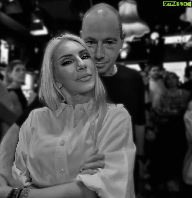 Elena Tsavalia - 4.3K Likes - Χρόνια πολλά στον ΚΑΛΥΤΕΡΟ αδερφό του κόσμου!
Σ’ αγαπάω πολλυυυυυύ!!!!!!!! ❤️
#mybrother #family #siblings #siblinglove #hug #iloveyou