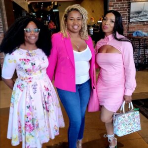 Elise Neal Instagram - Wishing all of u had a cute #galentinesday 🩷( here's a few of the beautiful inside and out boss women I love - ( and remember, The greatest love is loving yourself to be able to love others❤️) #spreadlove #happyvalentinesday too yall!!