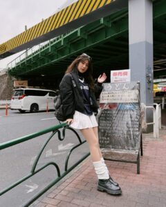 Actress Elizabeth Tan HD Photos and Wallpapers March 2025