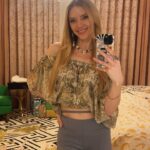 Elle Evans