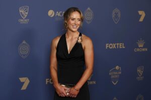 Ellyse Perry Instagram - A great night to celebrate a really special year for all of Australian cricket 💚 💛
