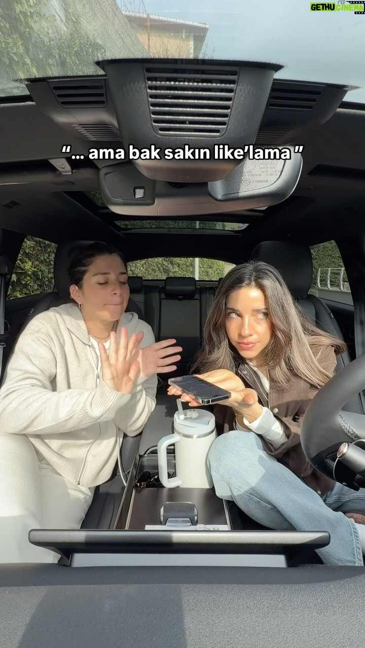 Elvin Levinler - 87.7K Likes - ekrana bakabilirsin ama dokunamazsın bu bir kuraldır 🤓 tanıdık mı?
#bestfriendsgoals #relatable #FunnyFriendship #FriendshipGoals