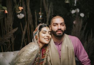Eman Suleman Instagram - Paanch saal pehlay, aaj k din, eik baandir ki eik reech se shaadi hui.