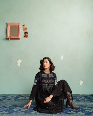 Eman Suleman Instagram - Cross border with @cord.in 🤍

Photographed by @sajallsajjad 
Styled by @haajira.ahmad 
Hair and makeup by @sunil_mua 
@theweekendstudio.pk