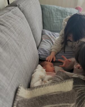 Emelie Forsberg Instagram - Last week we became a family of 5 ❤️
The baby bubble is a nice place to be in!