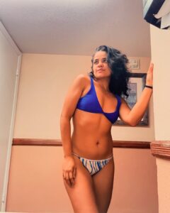 Actress Emilia Ceballos HD Photos and Wallpapers February 2025