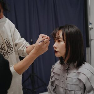 Enno Cheng Instagram - 2025之我一直走一直走一直走。
（有人跟我一樣看第一張覺得很餓嗎？⋯⋯）