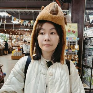 Enno Cheng Instagram - 2025之我一直走一直走一直走。
（有人跟我一樣看第一張覺得很餓嗎？⋯⋯）