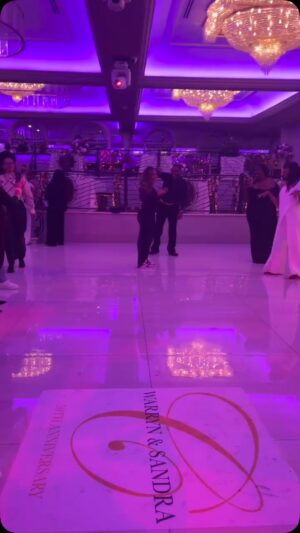 Erica Campbell Instagram - Who said somethin bout a soultrain line?! #legacylove #campbellssoup