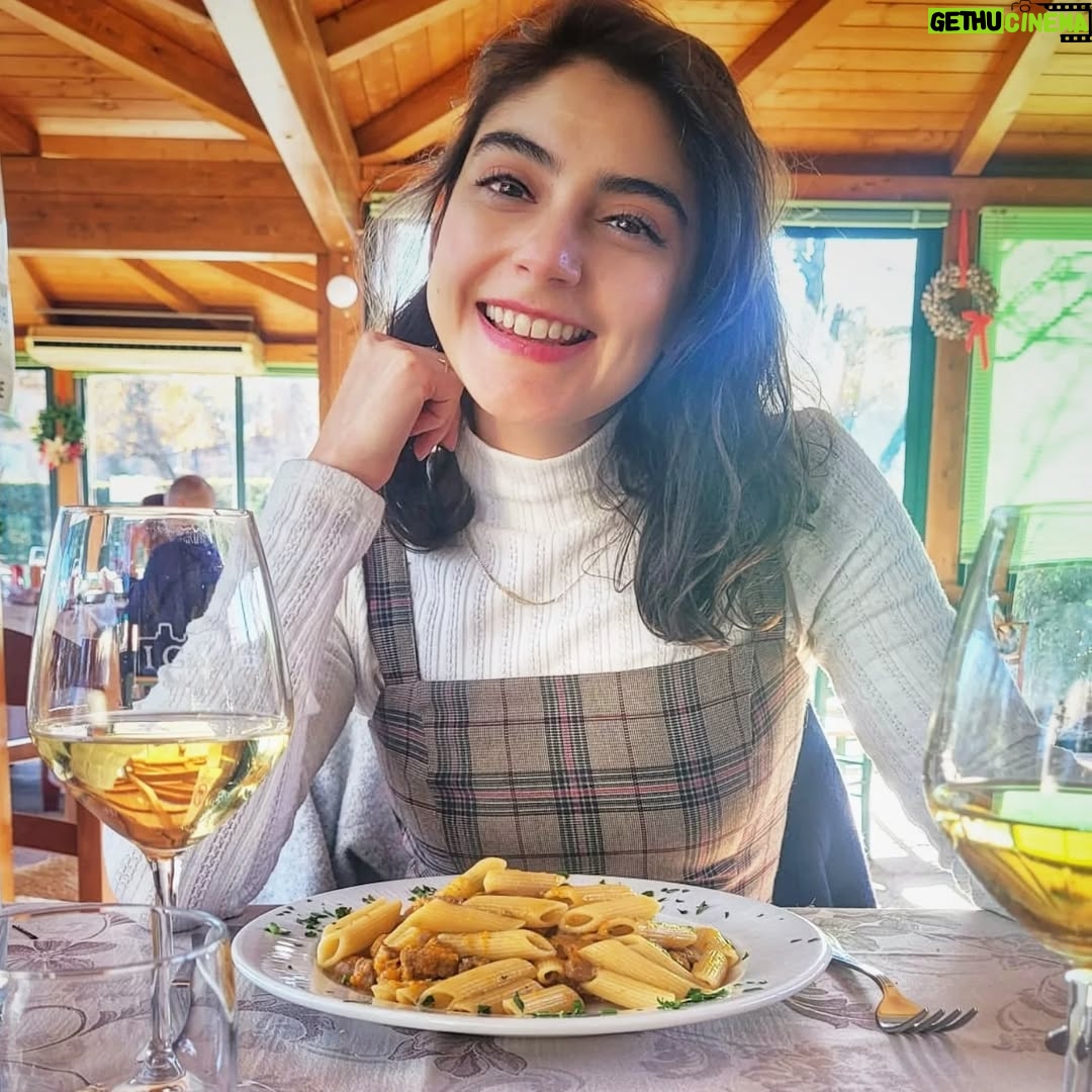 Erika Toa Russo - 13.3K Likes - Feliz inicio de semana🤪🤟😍
#photodump de este primer mes del 2025