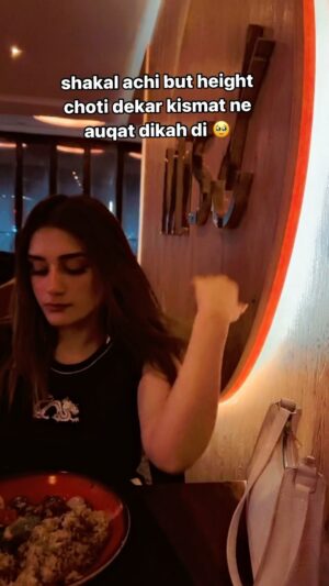 Esha Shah Instagram - 🥹🖤