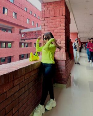 Esha Shah Instagram - i don’t mind, because you don’t matter 🫠