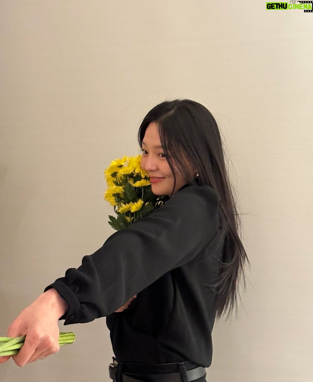 Esom - 28.2K Likes - 🌬️