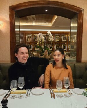Eva Noblezada Instagram - I am texting this caption as a friggin Fiancé!!!!! 😭😭😭 
To my betrothed,
@reevecarney you are perfect and this past weekend in London was perfect!!!! I am so thankful our family was there because of you!! 😭❤️‍🔥🎉🫶🏽🥂♾️ To the grave and beyond my love!!!!! 🥹🥰🥰🥰🥰🥰🥰🥰 I love you!!! 🎉🥂✨♥️♥️♥️♥️
(Last pic taken by @fablesintheair 6 years ago 🥹) 
Love you familia so much!!! @mamasmurf5 @ianthearcher @zanecarney @poopmcgee @adrianafstan ♥️♥️