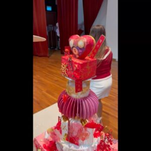 Fann Wong Instagram - A big shoutout to everyone who made my day extra special with your love and birthday vibes ❤️❤️❤️❤️@aiainbaby 我爱你❤️😝😚

@friendsofclassic Thank you for helping us create beautiful memories for our elders.

@zachleong Thank you once again for making my birthday celebration extra sweet! 

@fannaticfannclub 
@cgppersonnel