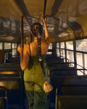 Faria Abdullah Instagram - How to utilise an abandoned bus: 101 

Outfit and Styling : @aishwaryastylesit
Jewellery : @karnikajewelshyd
Photos : @shaktismaran
Makeup : @anushalimakeup
