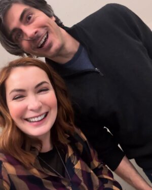 Felicia Day Instagram - Thank you @fanexpocleveland! Had an amazing time with so many friends, haven’t seen this many #supernatural cast together in a while!!!! Ohio you rock!