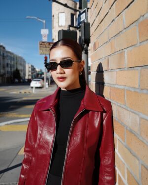 Fita Anggriani Instagram - Konzep nya emang ganti gantian potoin 🙂‍↔️