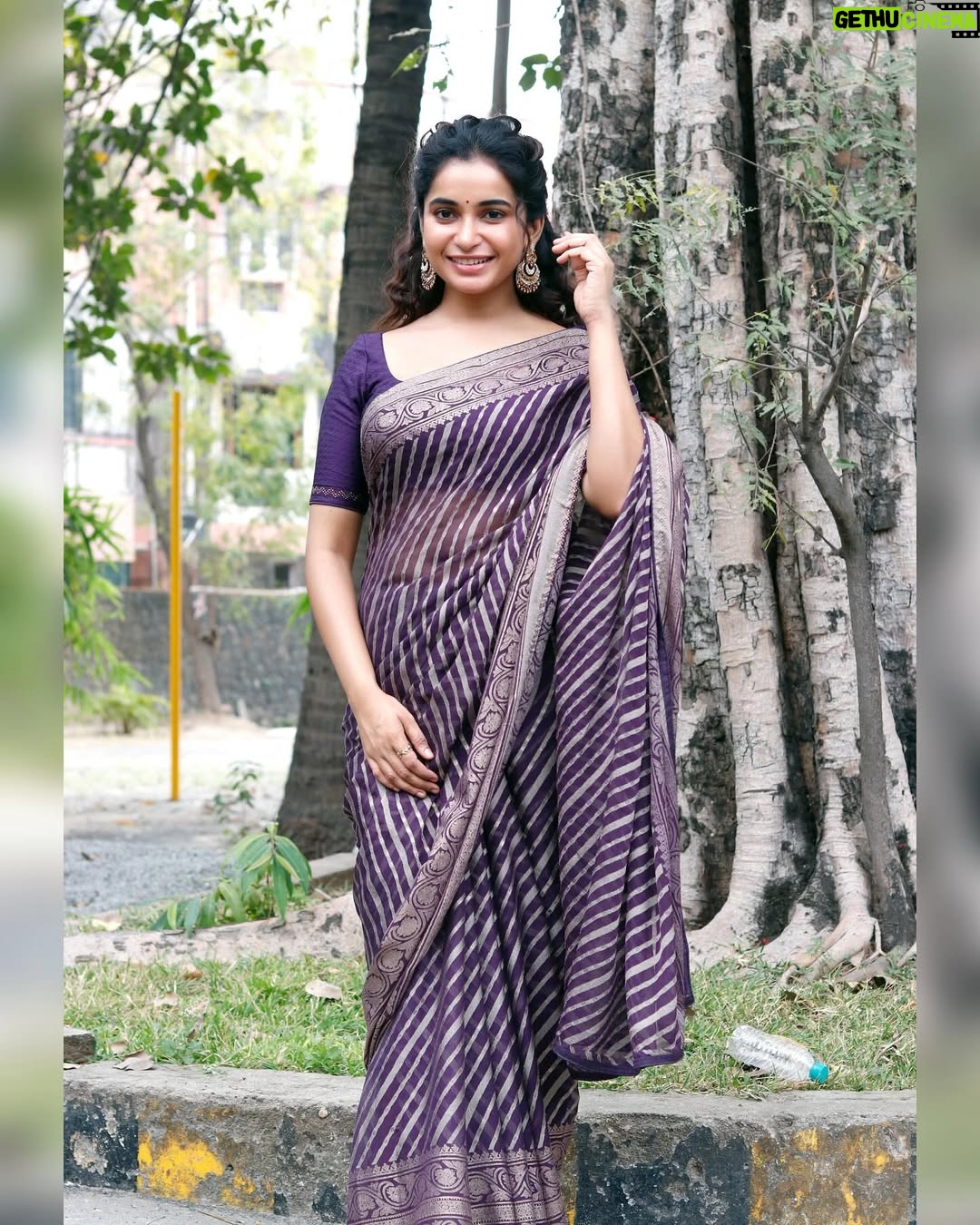 Fouzil Hidhaya - 13.7K Likes - 💜
📸: @mg_photography06
✍️: @framefusion_photographs
💄&💇♀️: @preethiga_makeoverartistry_