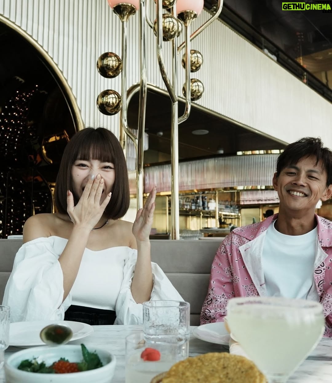 Furby Chen - 5K Likes - -
第一次坐直升機😎(我頭很暈
@nowyouon
@together_love0214
#amaizingthailand