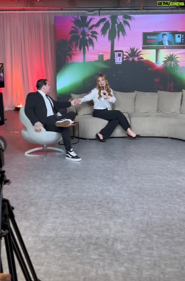 Gabriela Spanic - 11.6K Likes - Hoy recebemos lá hermosa @gabyspanictv para participar do @totalkoficial , agradeço a equipe da Gaby por acompanha la de última hora, a @assessoriataurus pela organização, toda minha equipe da @filmelab e minha diretora que maravilhosa que amo @willamayacanhas , ficou incrível e tivemos feats incríveis com @suelenmontteiro e @gilmarquesaraujooficial , sejam sempre bem vindos ao meu Talk Show.. Gracias a todos, Gracias Gaby !
Direção: @willamayacanhas
Produção: @filmelab
Assessoria: @assessoriataurus
Apresentação: @alanlucci01 @priscilamenuccii
Apoio: @beautybrasilclinic @essencypharma @luz_criativa
Chefe de cozinha: @mymyfestas
Maquiagem: @heris_studiohair
#gabrielaspanic #gabyspanic #usurpadora