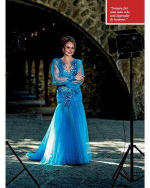 Gabriela Spanic Instagram - Mis Ángeles, mañana estará disponible en las Bancas de todo Brasil 🇧🇷 la Revista Caras que hice durante mi visita al país. Espero que ustedes adquieran su ejemplar.

Gracias @carasbrasil y @arthurpazin por este lindo trabajo.

-

Meus anjos, amanhã estará disponível nas Bancas de todo o Brasil 🇧🇷 a Revista Caras que fiz durante a minha visita ao país. Espero que vocês garantam o seu exemplar.

Obrigada @carasbrasil e @arthurpazin por esse lindo trabalho.

.
.
.

#GabySpanic
#RevistaCaras