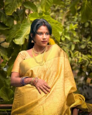 Gabriella Sellus Instagram - 🌼
Saree @vm_collections2024
Jewellery @natchatra_collections