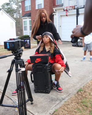 Gail Bean Instagram - FAA🤞🏾🫶🏾♾️couldn't have done it without yall! Thank you JORDAN x my family for reigniting my creativity❤️
.
ALEXA play K.Dot - 'TV OFF'
📸 @100wayz @100wayzllc
💄 @jlamarbeauty 
💇🏾‍♀️ @iamkasirene 
👟 @jumpman23 Breds
🧥 @righton59th

MITCHELL'S ARE BORN WINNERS PRODUCTIONS 
#Jordan #MitchellsAreBornWinners #FAA

With love,

-Big Bean