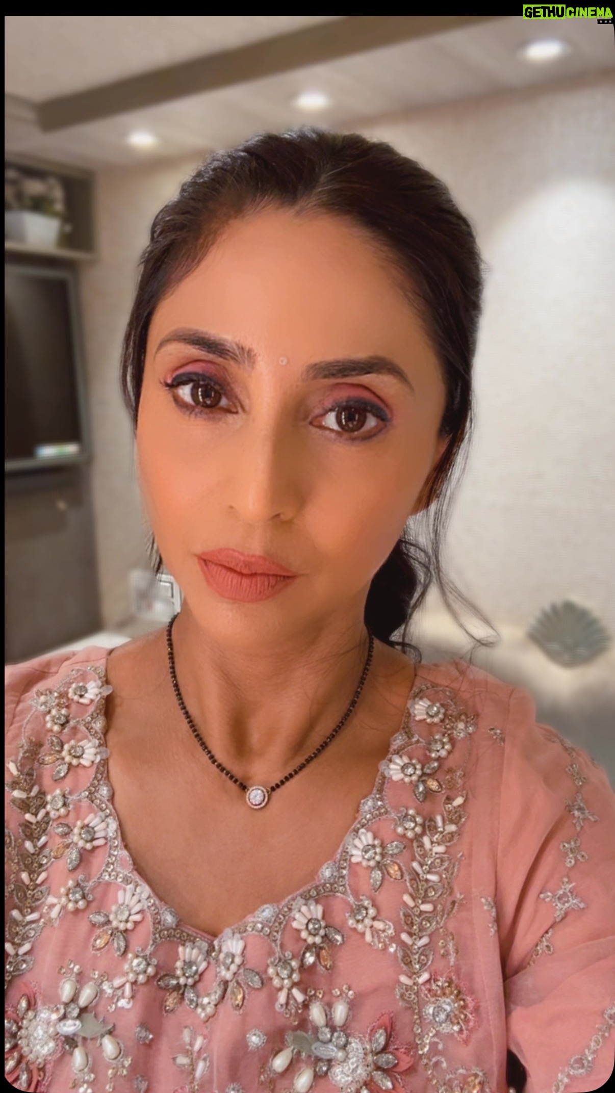 Gautami Kapoor - 1.7K Likes - Sukhi roti / ladayi jhagda…..😇🤣😀😂!!!
#funday #humor😂 #