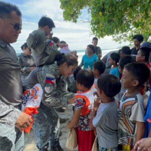 Geneva Cruz Instagram - Coastal Clean Up Drive Activity, Quezon Beach, Patikul, Sulu, Philippines with the @philairforce. 🫡🇵🇭💚 #islandgirltravelerph 

#sgtgenevacruzpafr 
#servicemenandwomen 
#purpose #PAFR 
#lovethephilippines