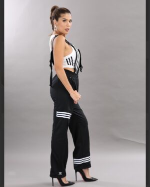 Geneva Cruz Instagram - These unedited shots from my photoshoot for The Gen Evolution concert are lovely! They really reflect a big part of who I am: playful, vibrant, bubbly, and someone who loves sporty, feminine, and classic styles like @adidasph’s! 🥰 

Tickets for my concert at the Music Museum are now available, @ticketworldinc https://premier.ticketworld.com.ph/shows/show.aspx?sh=GENEVO25! Ecstatic to see you all there! 🤗 #genevolutionconcert 

📸: @edwarddc88 
Makeup: @exyajerate.mua 
Hairstyle: @hairstyledbymjrone 
Styling: @francischee_ 
Hair color: @glamwoodsco @hairby_patdionisio 
Smile: @urbansmilesph @dr.rfdsmile 
Skin: @genevawellnessinstitute @beautywisephmain 

#genevacruz 
#genevacruzootd 
#adidas #style
