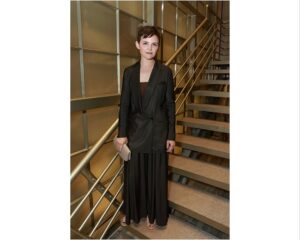 Ginnifer Goodwin Instagram - @giorgioarmani x #Oscars

@ckhav x 🤎

📷 1, 2, 5, 6 @gettyimages 3, 4 @kristaschlueter