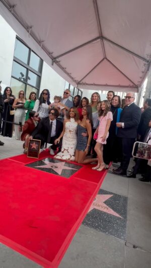 Gloria Estefan Instagram - So proud of you flaca y el gordo!!!! @liliestefan and @rauldemolina #LatinoPride Estefan #3 of the Hollywood Walk of Fame!!! We love you!!! ❤️👏🍾👏❤️ ¡¡¡Estoy tan orgulloso de ti, flaca y a el gordo!!! @Liliestefan y @rauldemolina #OrgulloLatino Estefan #3 en Paseo de la Fama de Hollywood!!! ¡¡Te queremos!!