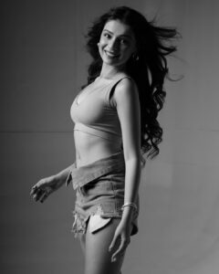 Actress Gracy Goswami HD Photos and Wallpapers March 2025