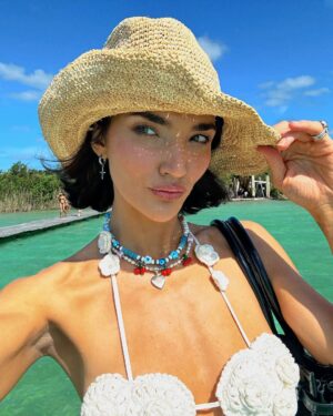 Hailee Keanna Lautenbach Instagram - Yayyyy I thought I missed the Tulum boat by never saying yes to one or those good ol’ promoter trips but ALAS now I got paid to go to Tulum 💪🏼✨ #sonicjourney my first thought was how Mexico smelled like Miami and I’ve missed that Miami smell and I was hit by a wave of nostalgia so that was a fun moment ~~ (boobear over here was the best  1 but now I have to watch out for him before I become his  1…because he shined like a ⭐️ ⭐️⭐️) (video of Weasley is from sweet sister sending me updates on my son)