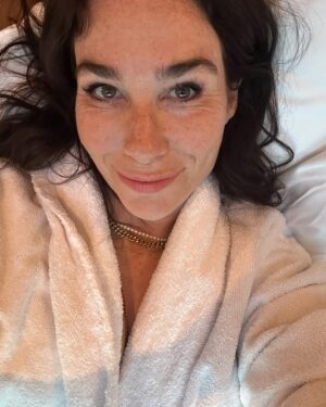 Halina Reijn Instagram - Paris. 🙏🏻💋