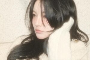 Actress Han Chae-kyung HD Photos and Wallpapers March 2025