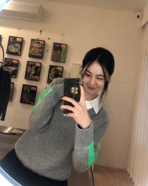 Han Ji-eun Instagram - 🧚🏻