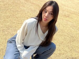 Han Ji-eun Instagram - 💫 #별들에게물어봐 #whenthestarsgossip