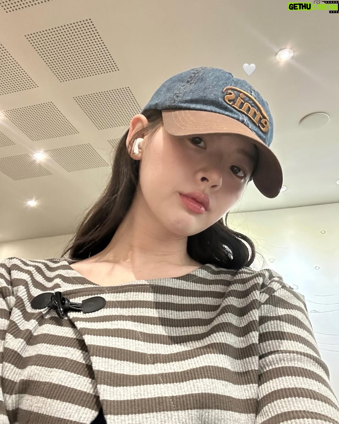 Han Su-ah - 68K Likes - 얼죽아 스타일 🧊